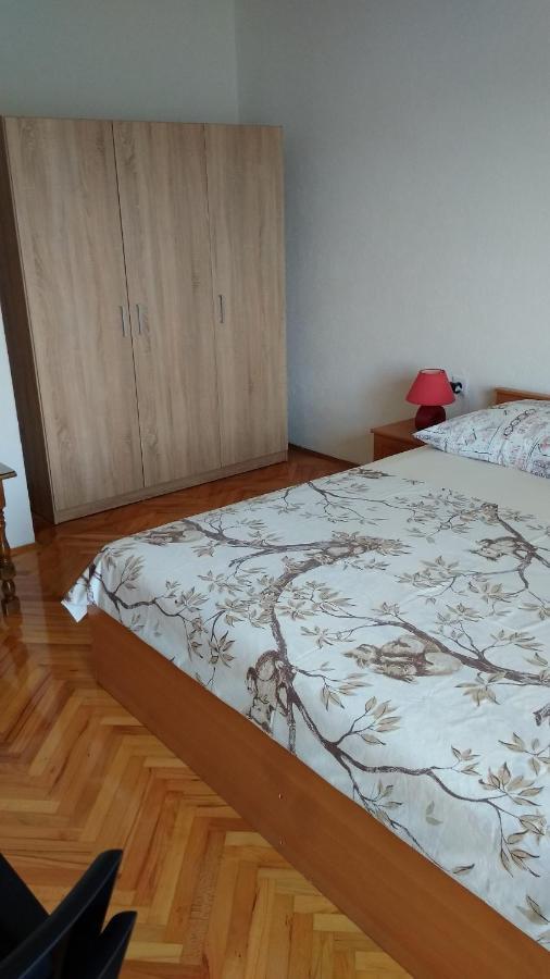 Apartment For 6 In Makarska Centar المظهر الخارجي الصورة