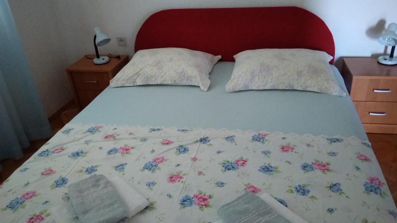 Apartment For 6 In Makarska Centar المظهر الخارجي الصورة